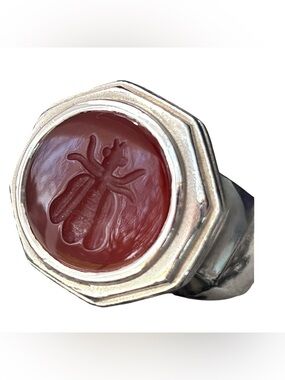 SLANE Red Carnelian Bee Signet Ring